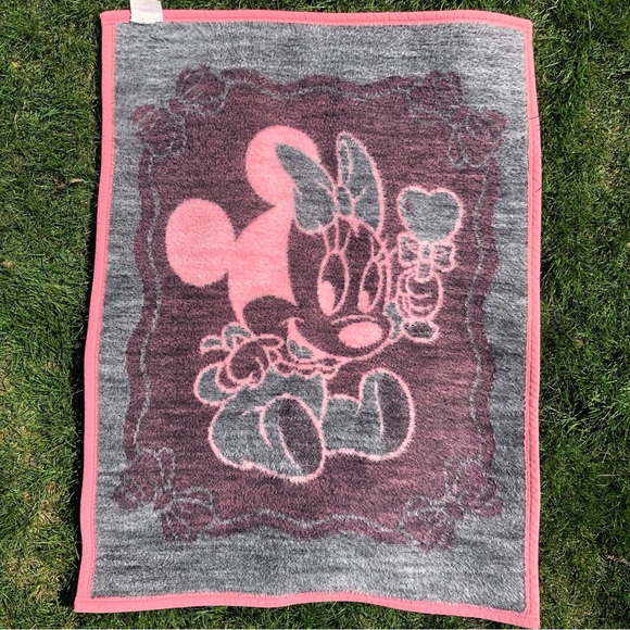 Vintage Baby Minnie blanket - Picture 2 of 2